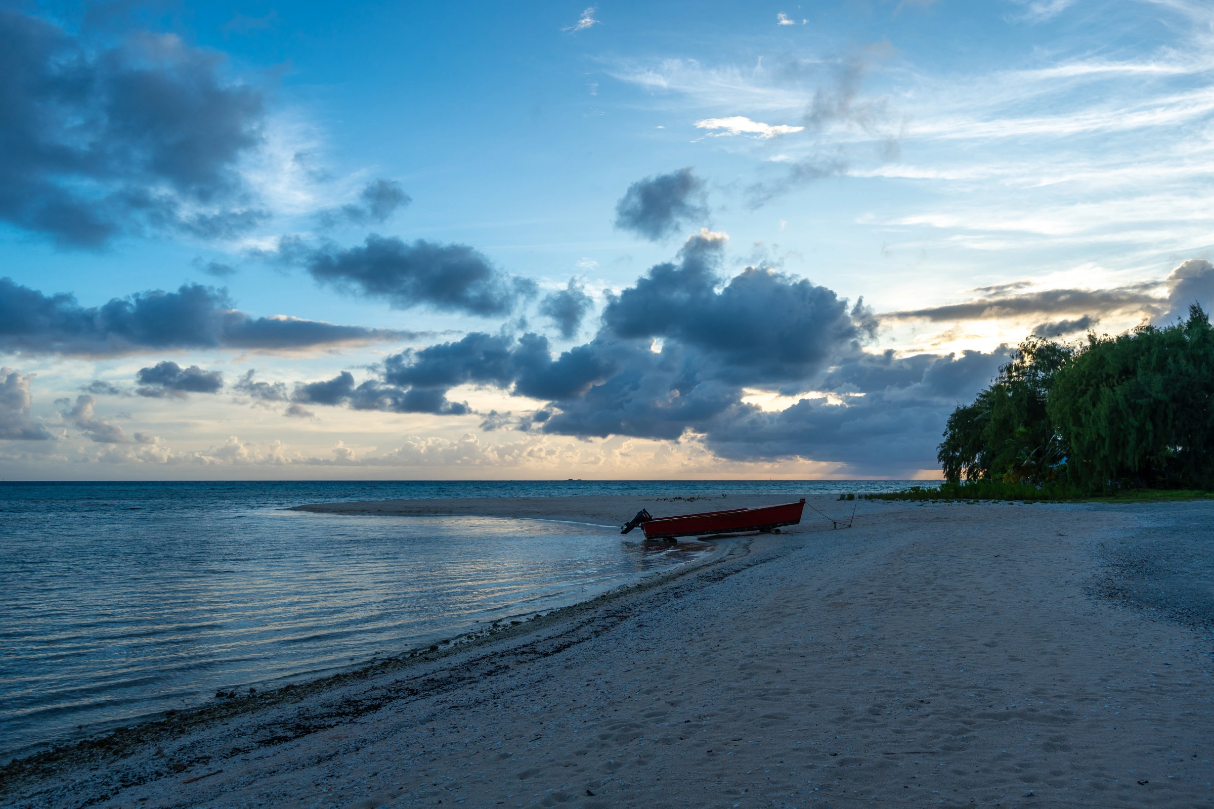 Tikehau_Atoll[1].webp
